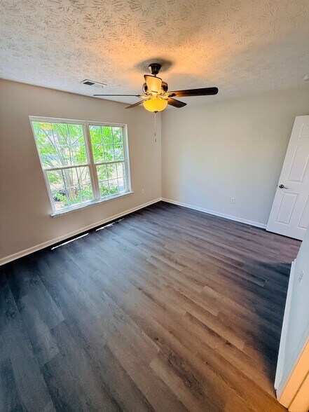 Building Photo - 4387 Heartwood Ln
