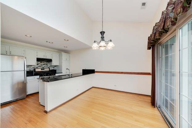 Building Photo - 5S510 Scots Dr