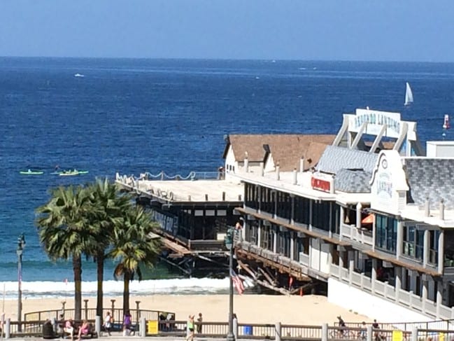 Quick walk to beach and pier - 660 The Village