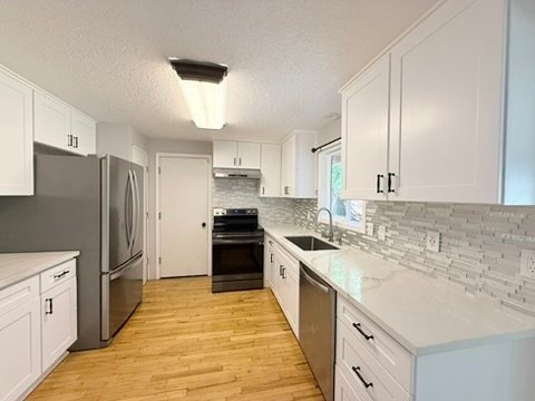 Building Photo - 16725 SE Naegeli Dr
