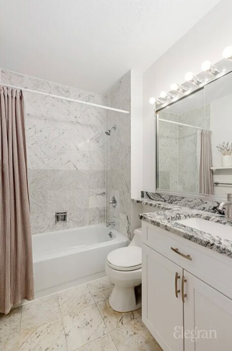 Building Photo - 403 E 62nd St