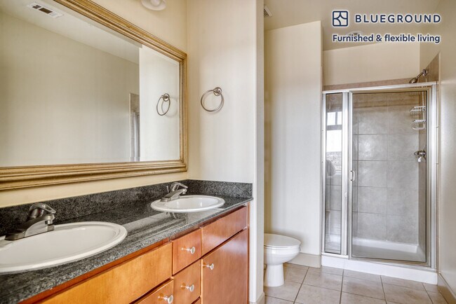 Building Photo - 4550 Cherry Creek S Dr
