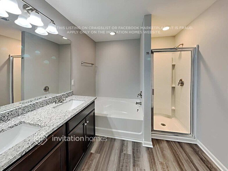 Building Photo - 1041 Bolivia Dr