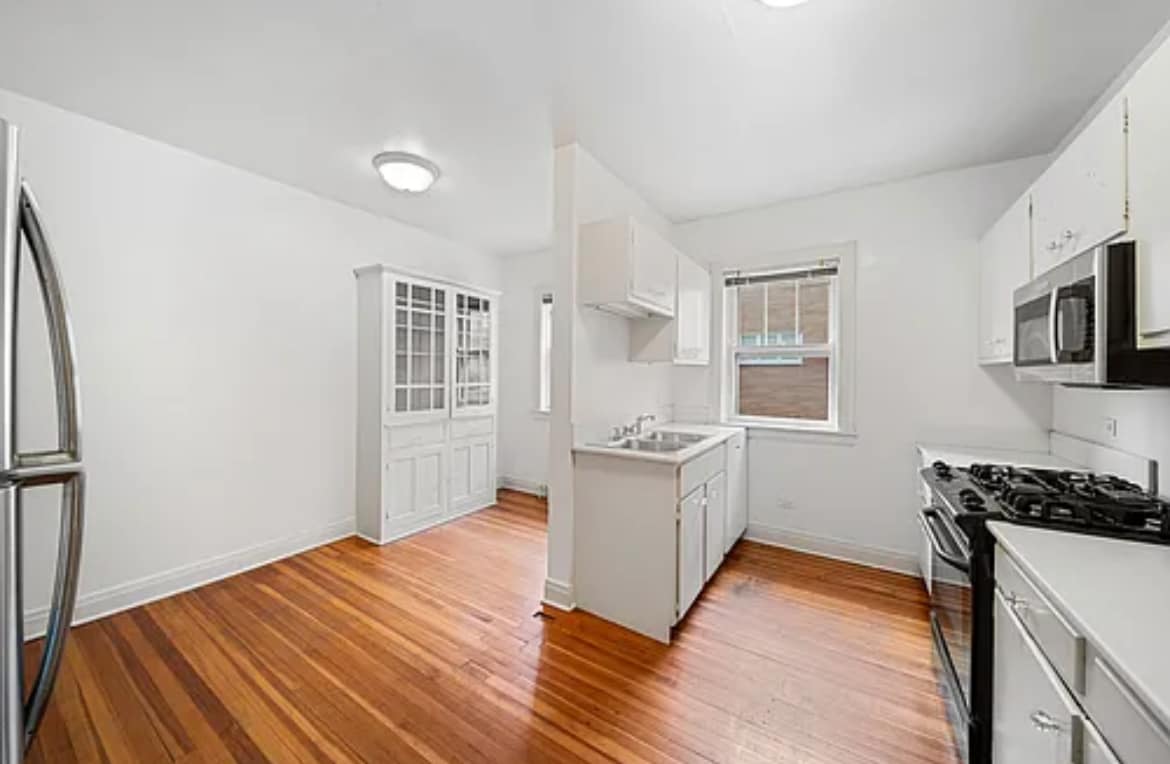 Building Photo - 721 Foster St