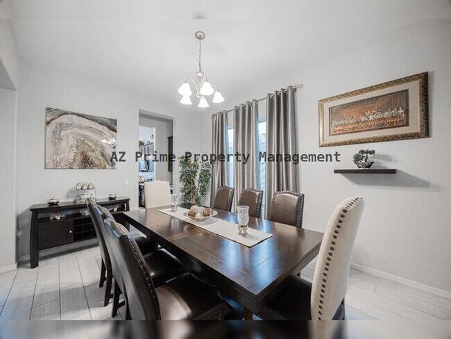 Building Photo - 11777 S 51st Dr