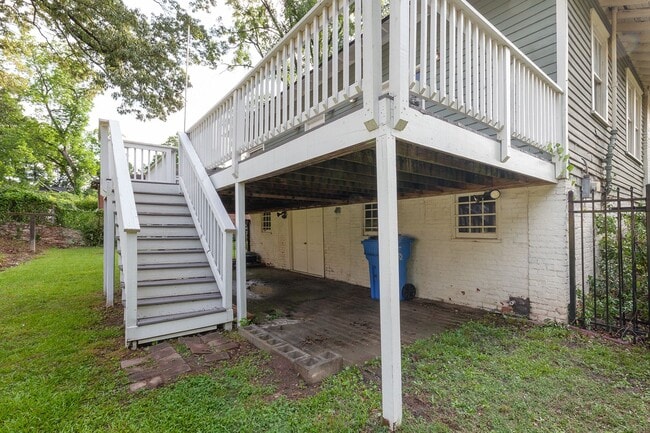 Building Photo - Charming 1920's Bungalow w/ Modern Upgrade...