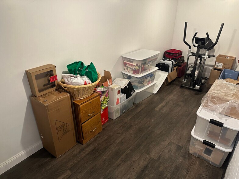 Building Photo - 754 Duanesburg Rd