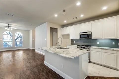 Building Photo - 6833 Cortona Ln