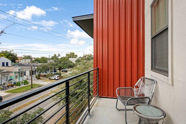 Building Photo - 3737 Bienville Ave