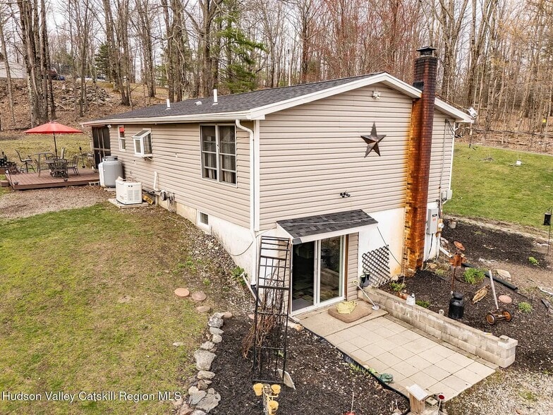 Building Photo - 26 Rapp Rd