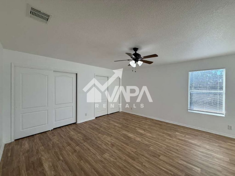 Building Photo - 9902 Hawksbill Peak