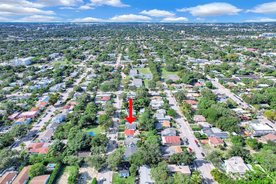 Building Photo - 47 NW 49th St