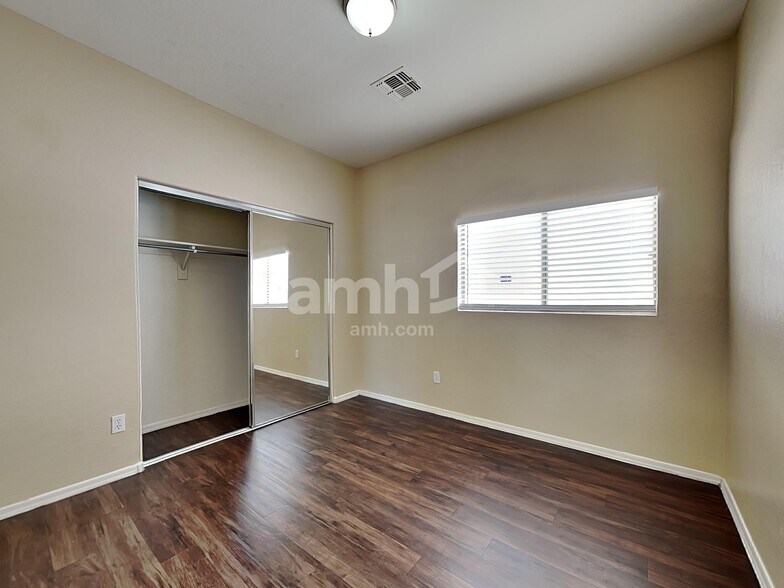 Building Photo - 2548 W Spencer Run