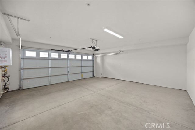 Building Photo - 2109 N White Ave