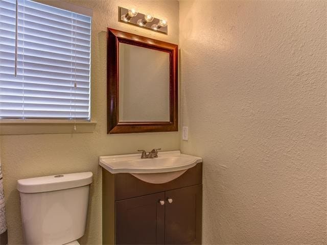 Building Photo - 6403 Auburn Dr