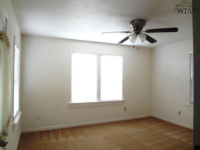 Building Photo - 2113 Taylor St