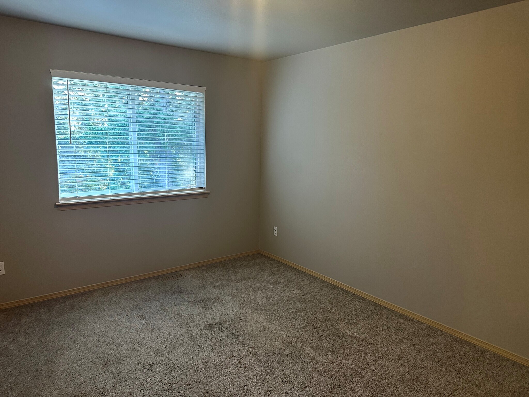 Building Photo - 16011 29th Avenue Ct E