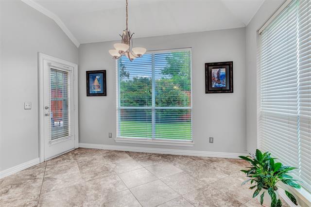 Building Photo - 4421 Oak Knoll Dr