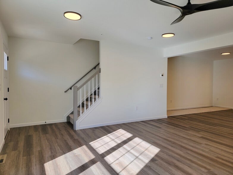 Building Photo - 19 Pacific Blvd