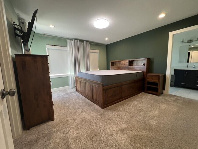 Building Photo - 1180 Pecos Way