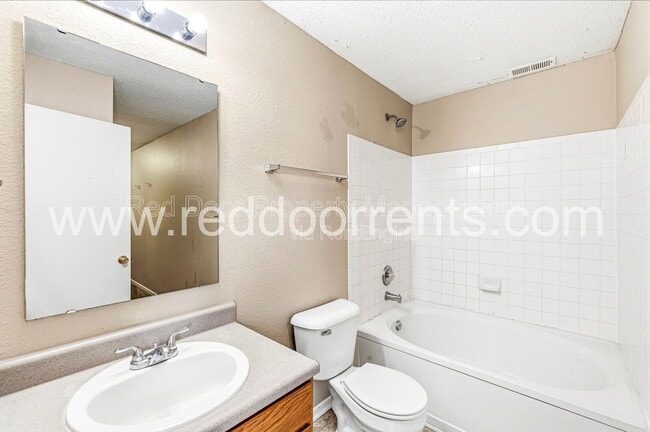 Building Photo - 76 Snowflake Cir