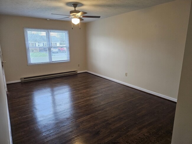 Building Photo - 100 Muse Dr