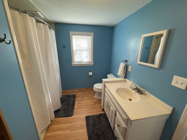 Building Photo - Spacious 4-Bedroom Single Family Rental in Amesbury - Available Now!