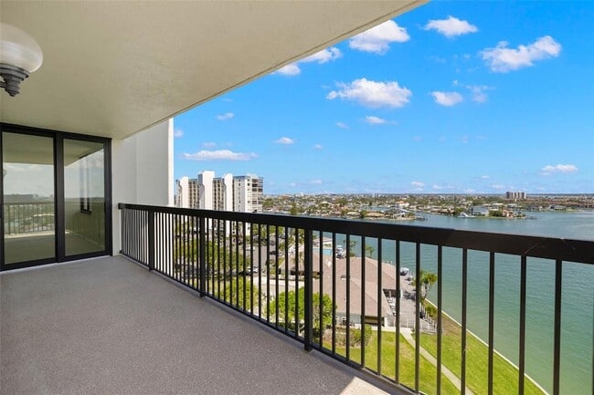 Building Photo - 9425 Blind Pass Rd