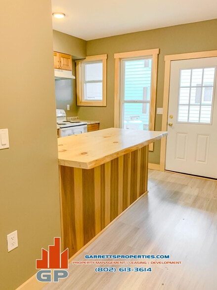 Building Photo - 16 West St