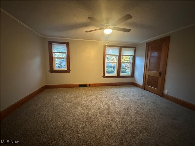 Building Photo - 1103 Estelle Ct SE