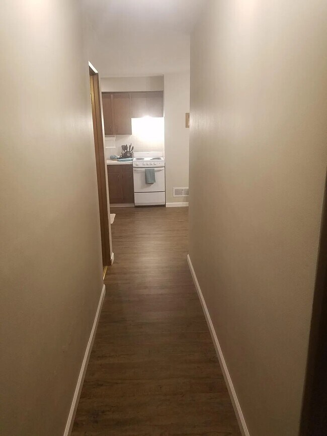 Building Photo - 45 Woodmere Ct