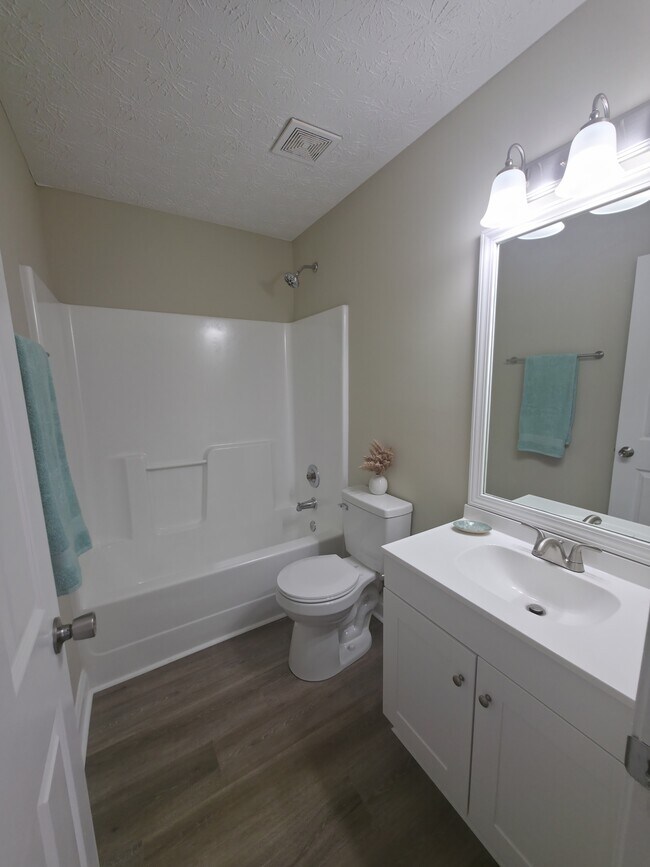 Building Photo - 155 Westchester Cir