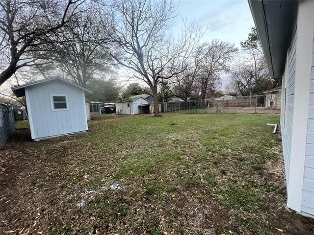 Building Photo - 5509 James Dr