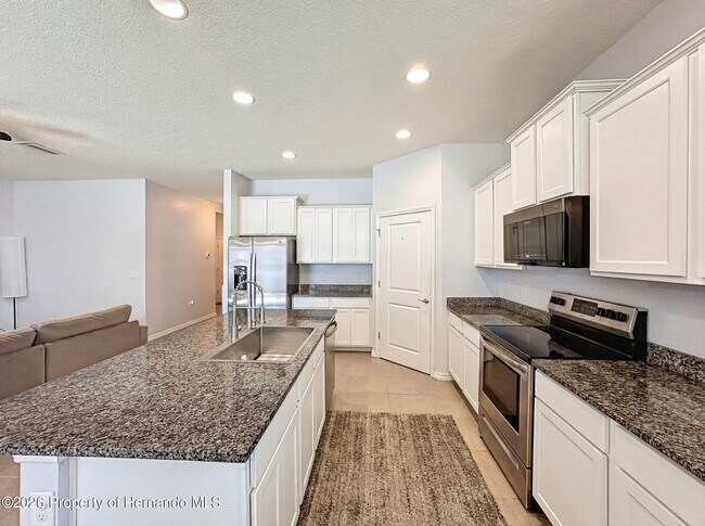 Building Photo - 17690 Garsalaso Cir