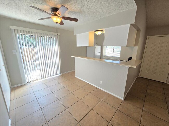 Building Photo - 12601 Teague Trail