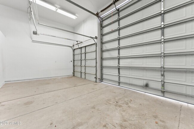 Building Photo - 3016 W Ironwood Cir