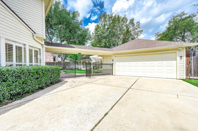 Building Photo - 3702 Belle Grove Ln