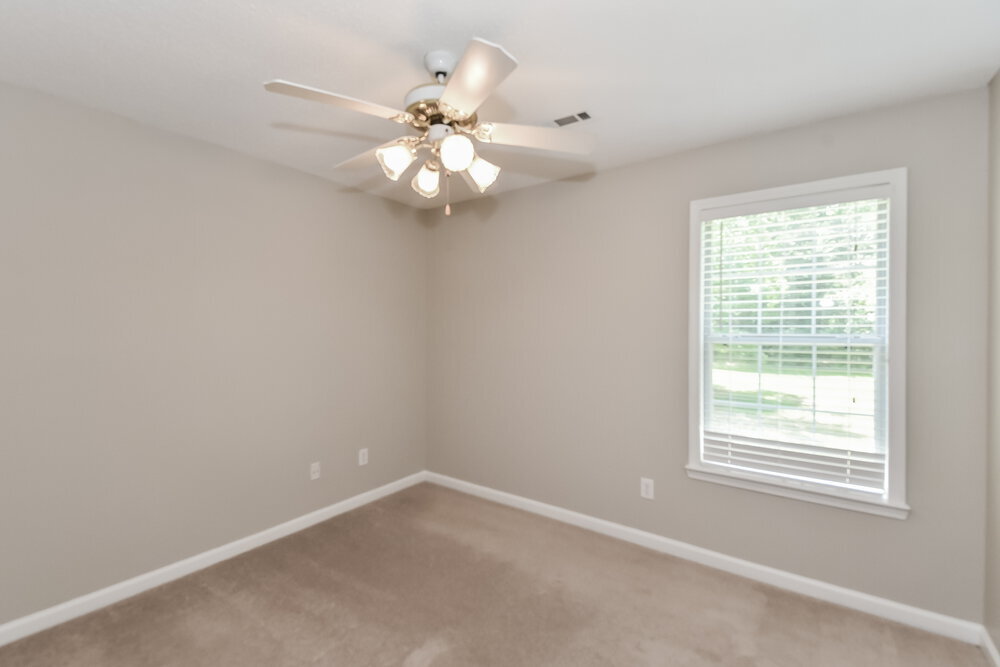 Building Photo - 155 Byington Dr