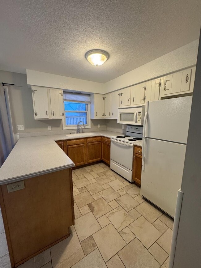 Building Photo - 5111 Cleveland Ave