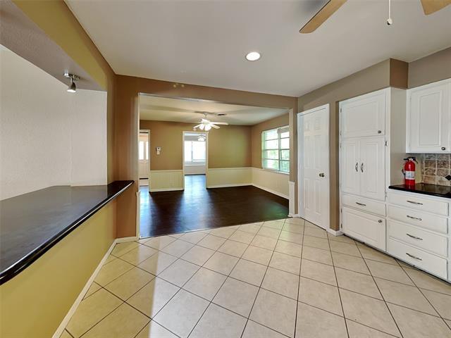 Building Photo - 107 Laurel St