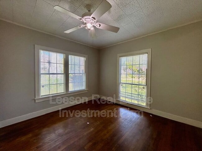 Building Photo - 274 Carrollton Ave