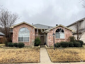 Building Photo - Charming 3/2/2 in Flower Mound For Rent!