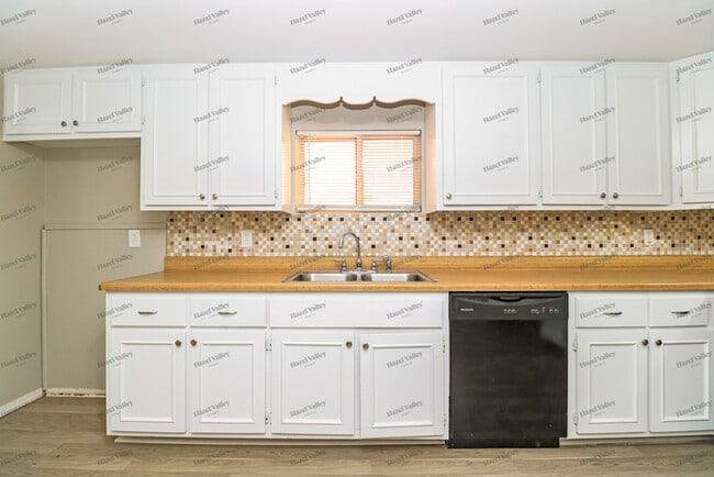 Building Photo - 2253 Maxville Ln