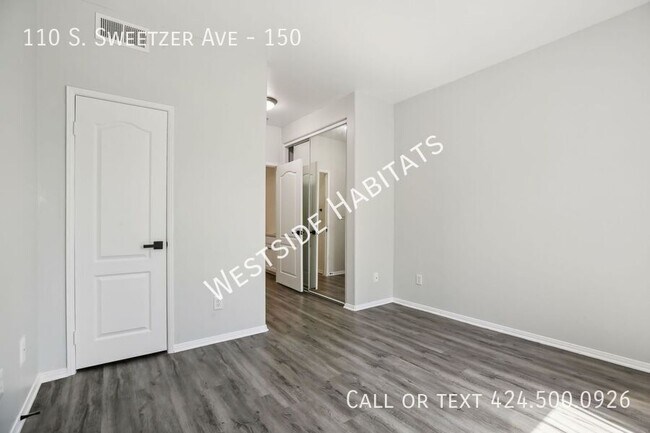 Building Photo - 110 Sweetzer Ave