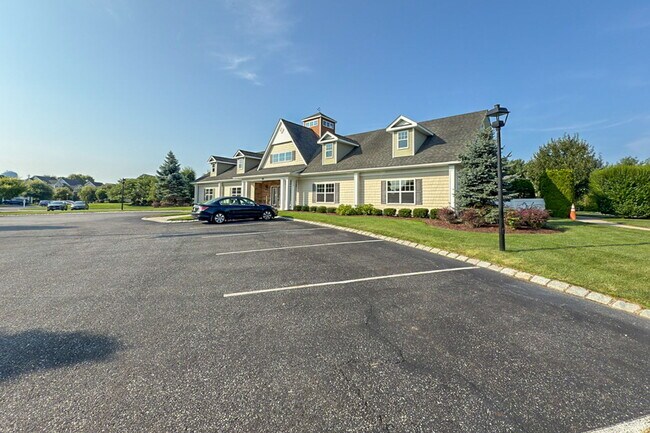 Building Photo - 18 Kennsington Ct
