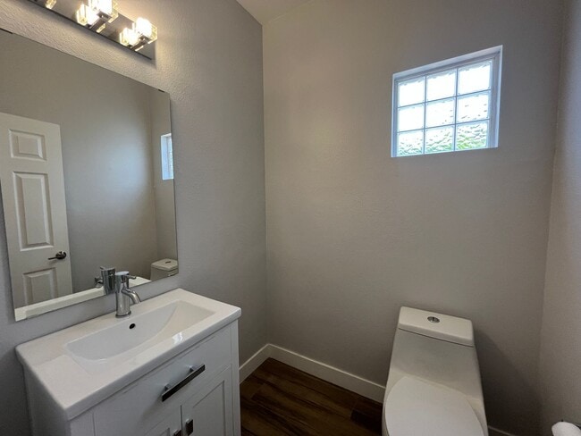 Building Photo - Spacious 4-Bedroom Home in Mira Mesa – Tam...