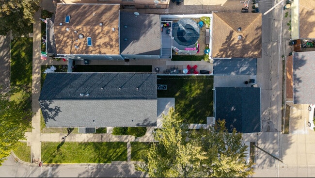 Building Photo - 2201 N 74th Ct