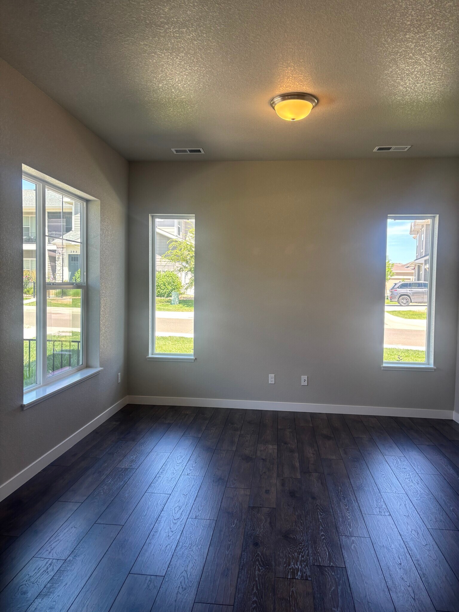 Building Photo - 3495 Grayling Dr