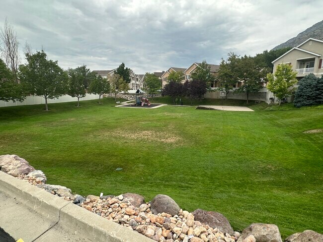 Building Photo - GOLLNICK #7 (PRIVATE)
