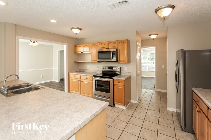 Building Photo - 1503 Glenn Meade Dr